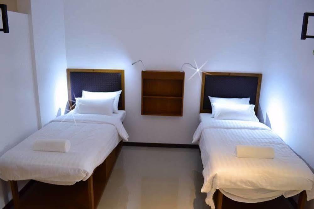 The Lantern Hostel, Chalong ,Phuket Zewnętrze zdjęcie