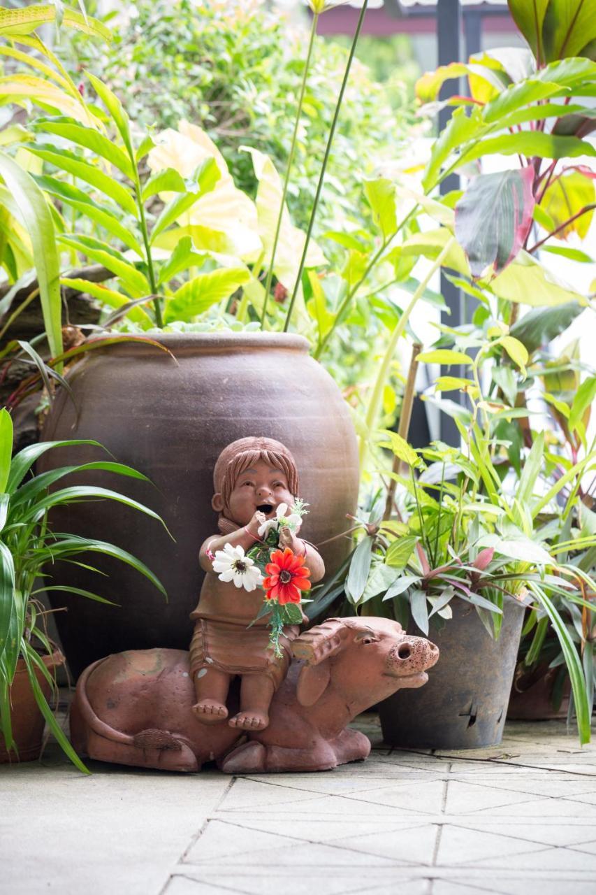 The Lantern Hostel, Chalong ,Phuket Zewnętrze zdjęcie